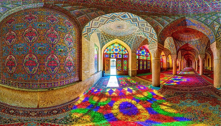 Мечеть Насир Аль-Мульк в Ширазе (Иран)